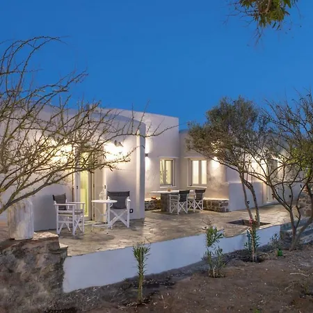 Willa Peratsi Country House *